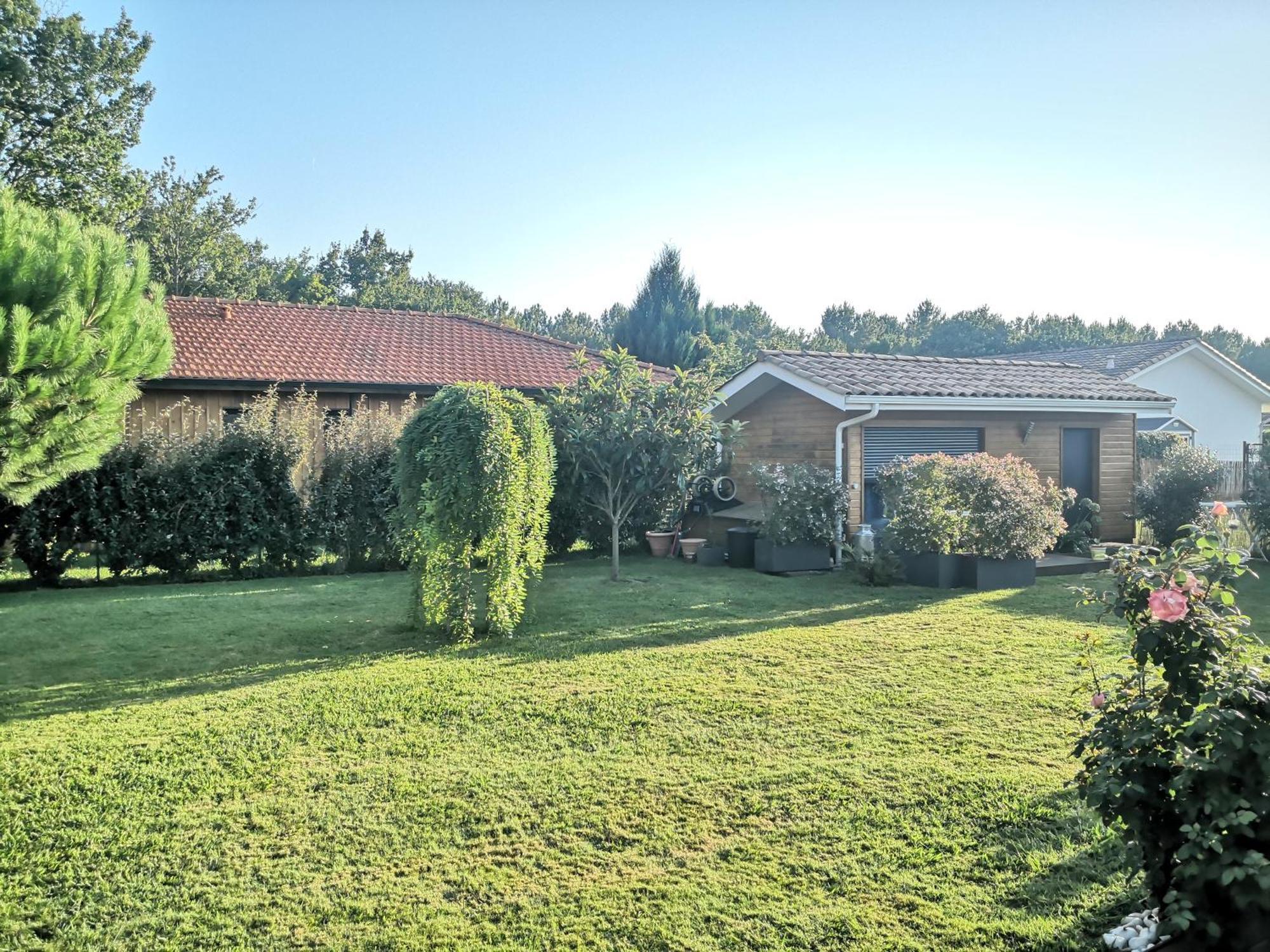 Entre Terre Et Mer Sainte-Eulalie-en-Born Exterior photo